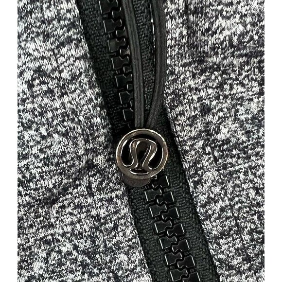 Lululemon Define Jacket Heathered Black Womens 8 Activewear Full Zip 1st Release - Picture 3 of 9